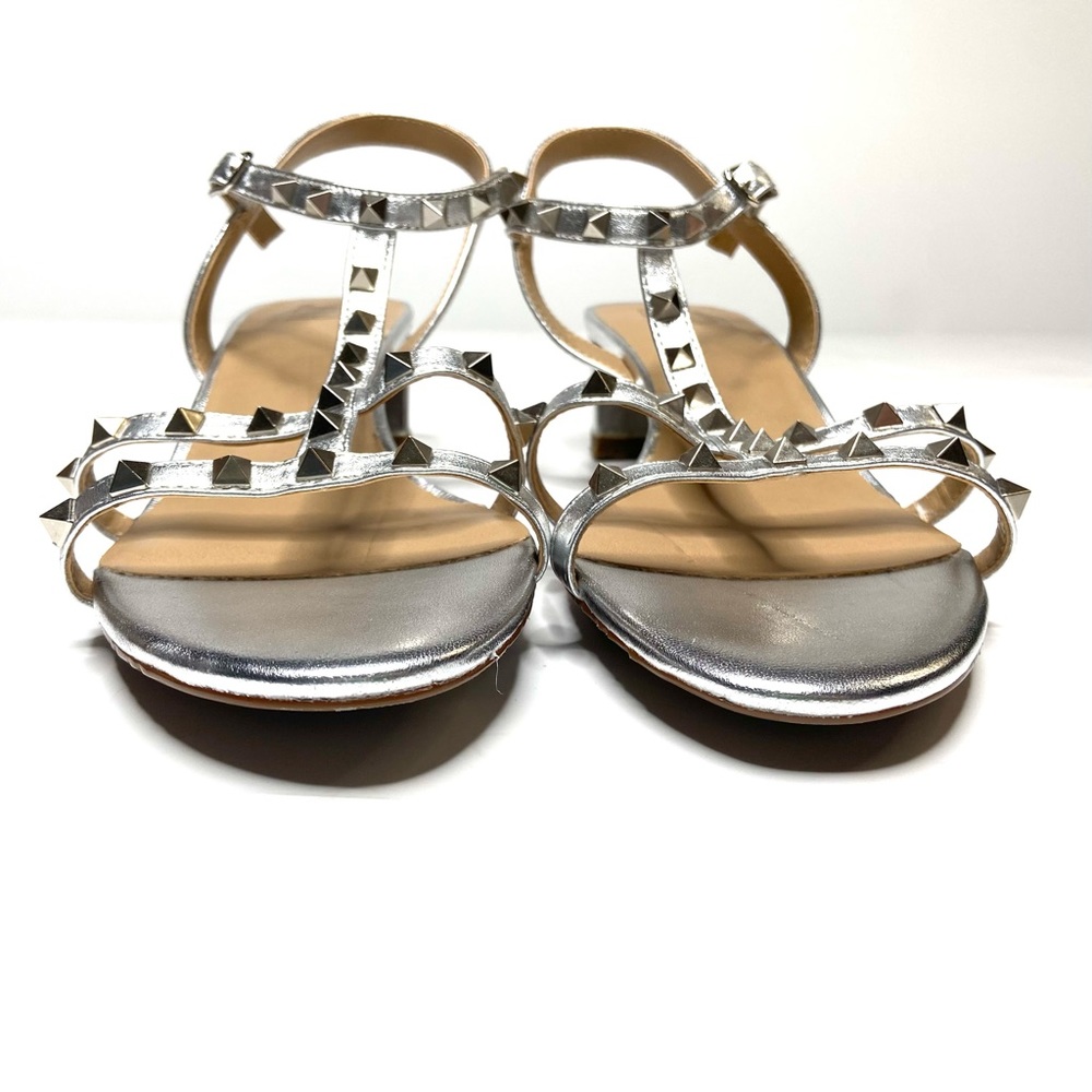 JILDOR Silver Napa Midge T-Strap Studded Sandal - Picture 11 of 15